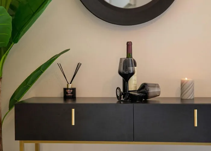 Islet View Apartment Tolo