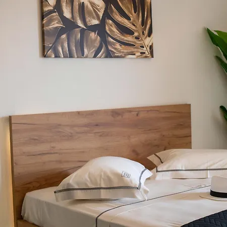 Islet View Apartment